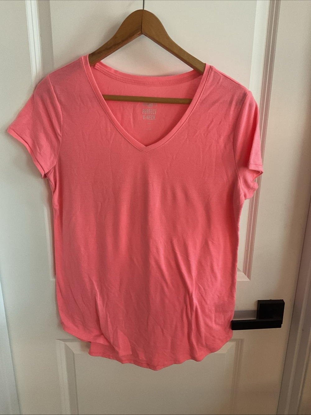 SO Perfect V-Neck - Coral Pink Short Sleeve Tee - Ladies Size Small